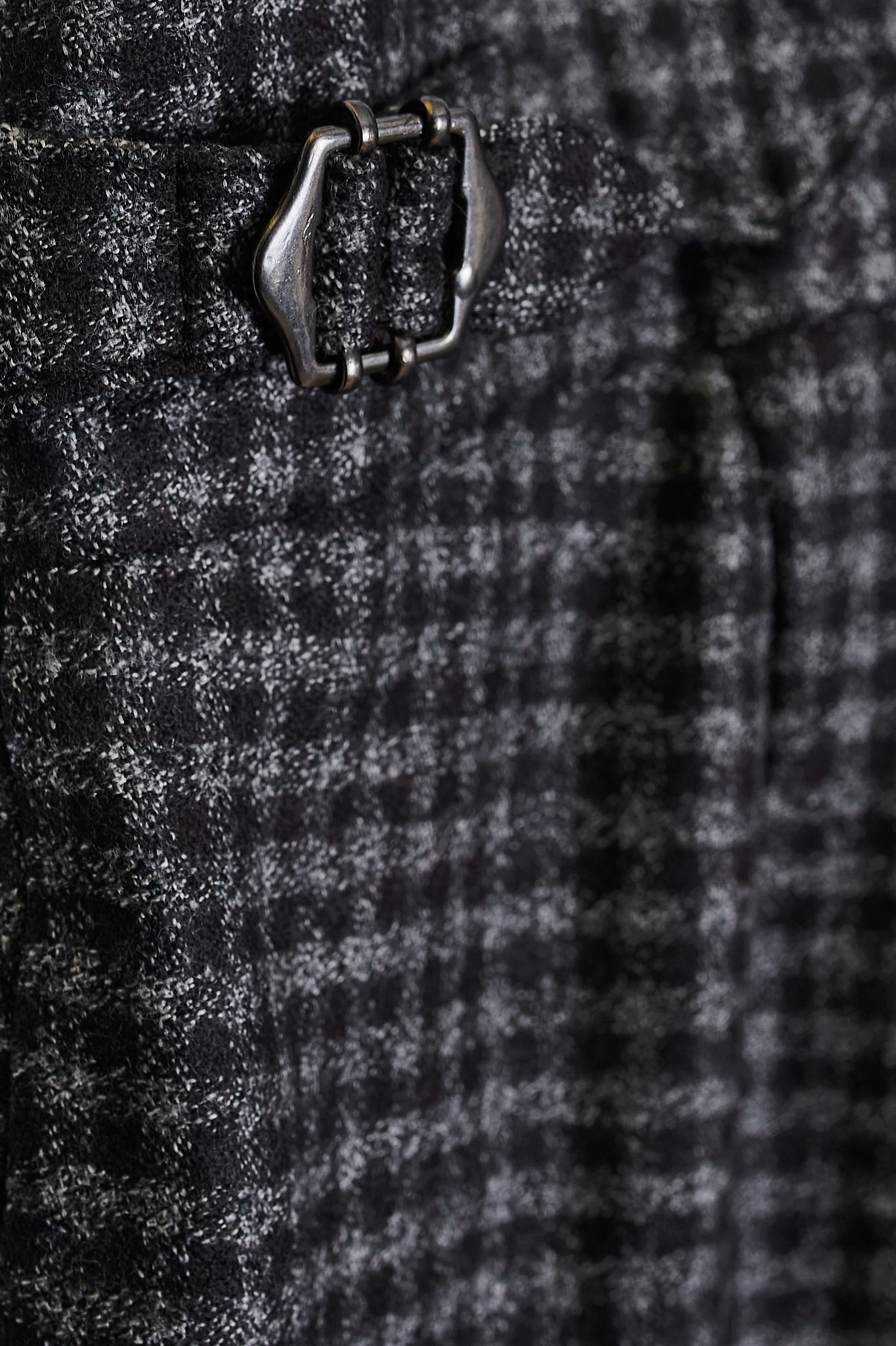 Pantalón traje cuadros gris negro