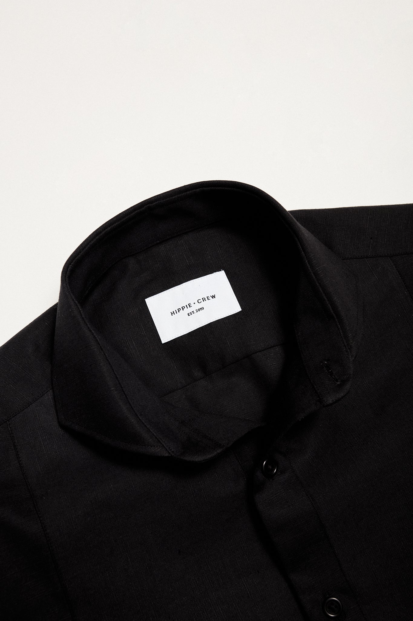 Camisa lino pechera negra