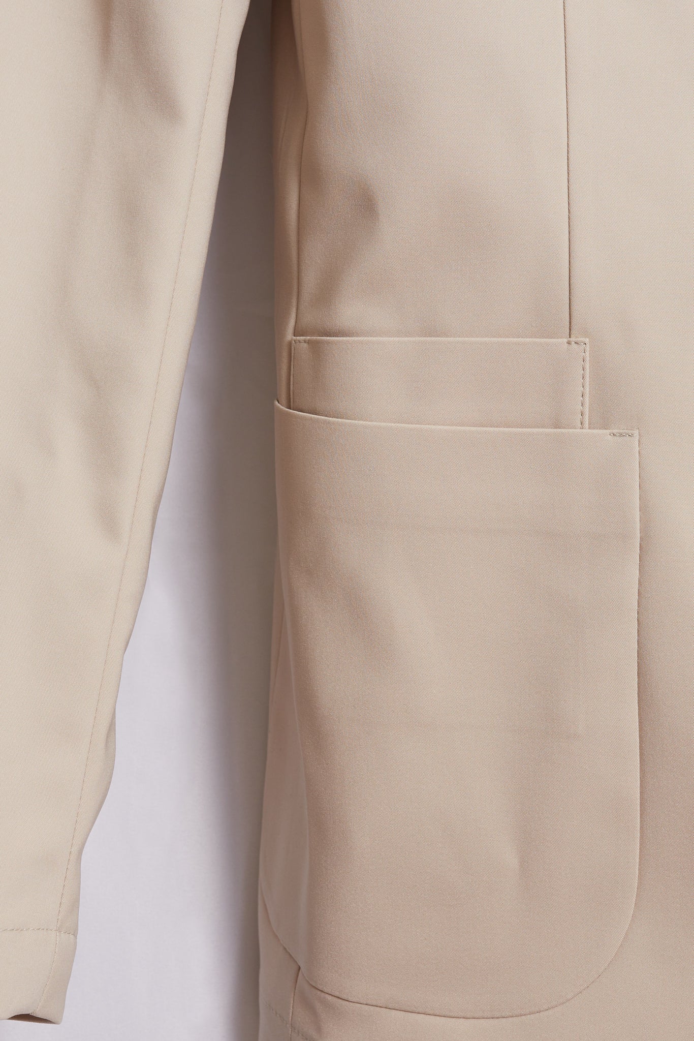 Americana técnica sartorial beige