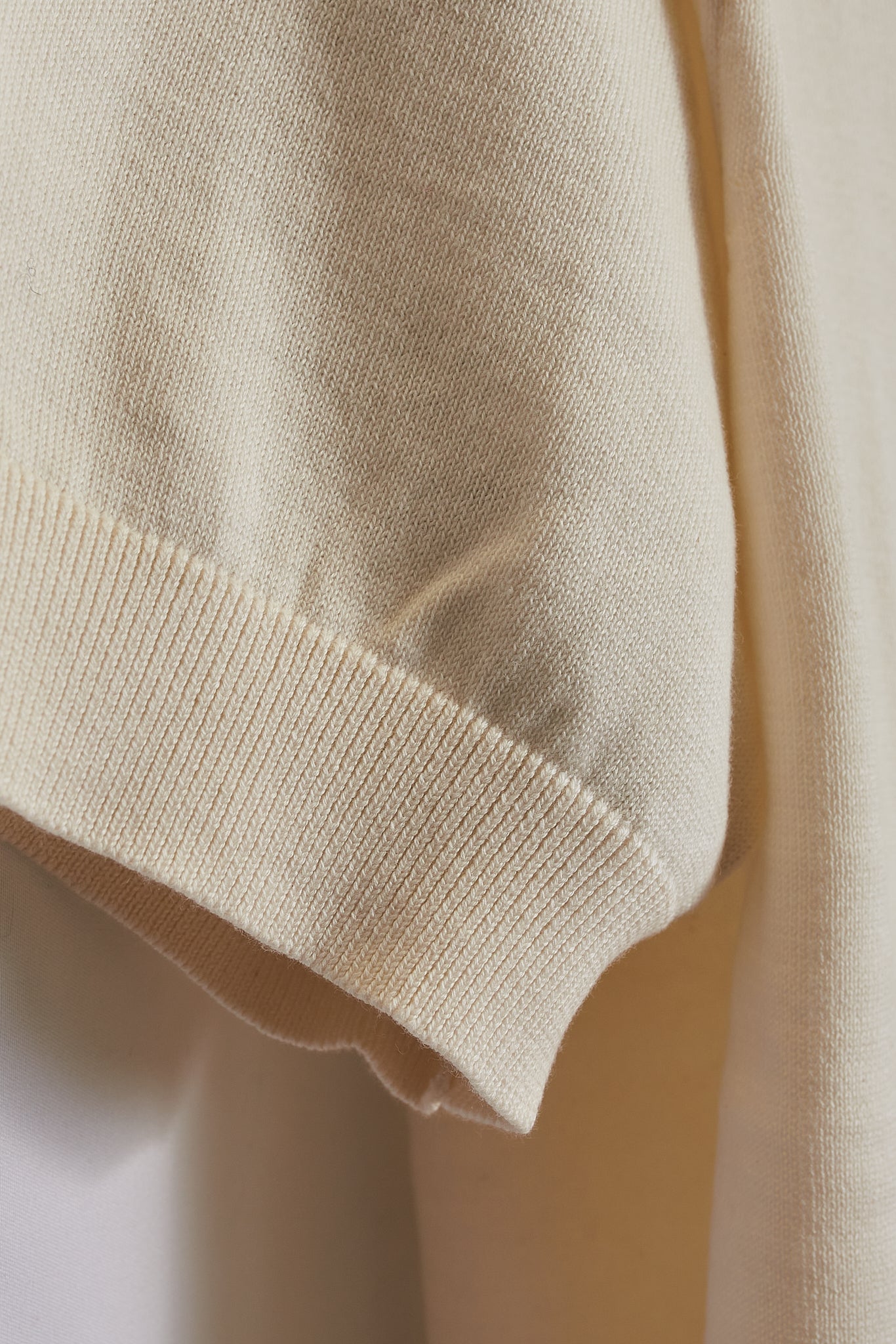 Polo punto crema