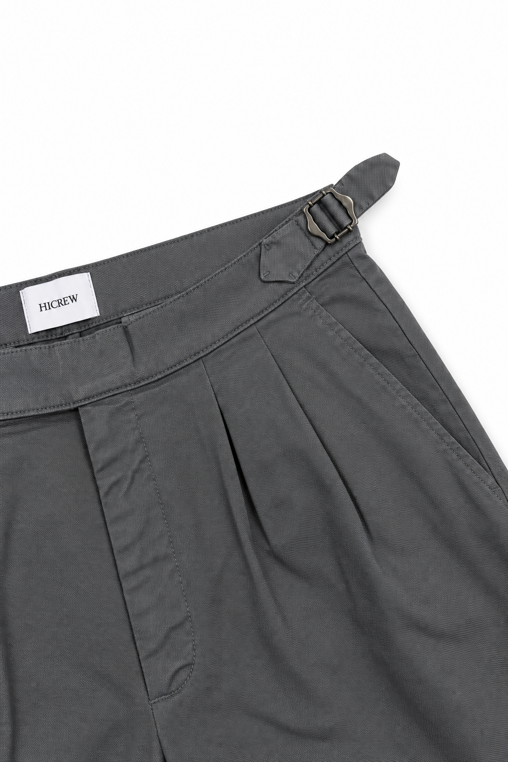 Pantalón pinzas gris fluido