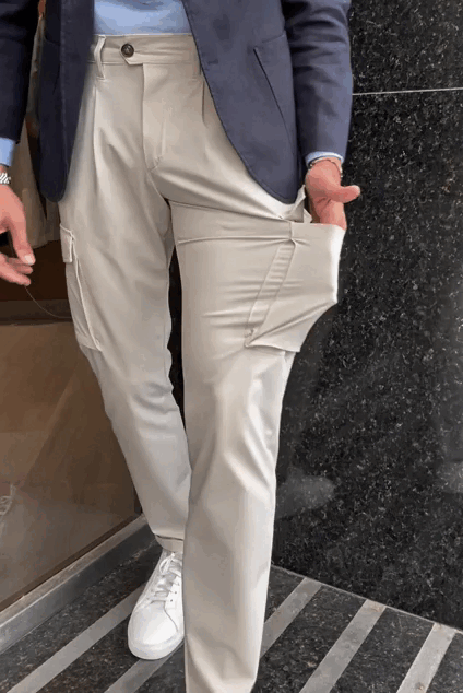 Pantalón cargo pinzas técnico beige