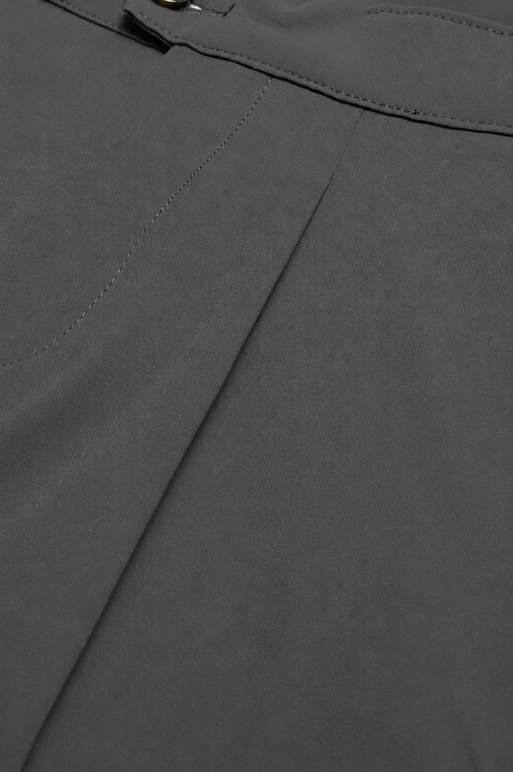 Pantalón cargo pinzas técnico gris