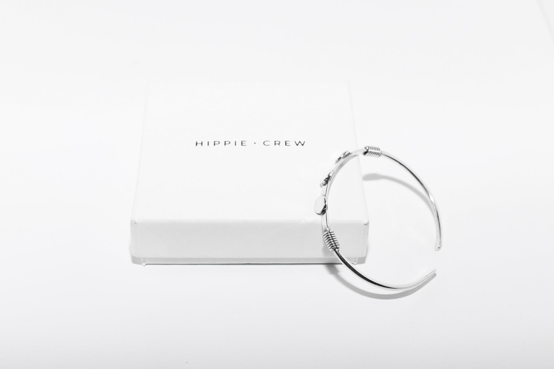 Pulsera plata iniciales Hippie Crew