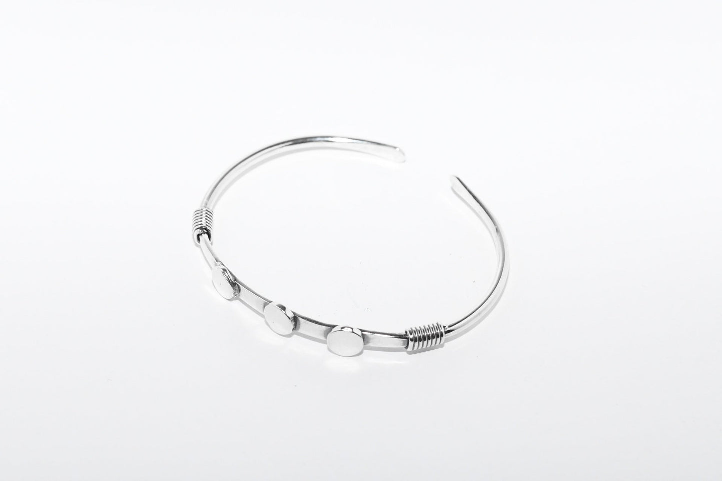 Pulsera plata iniciales Hippie Crew
