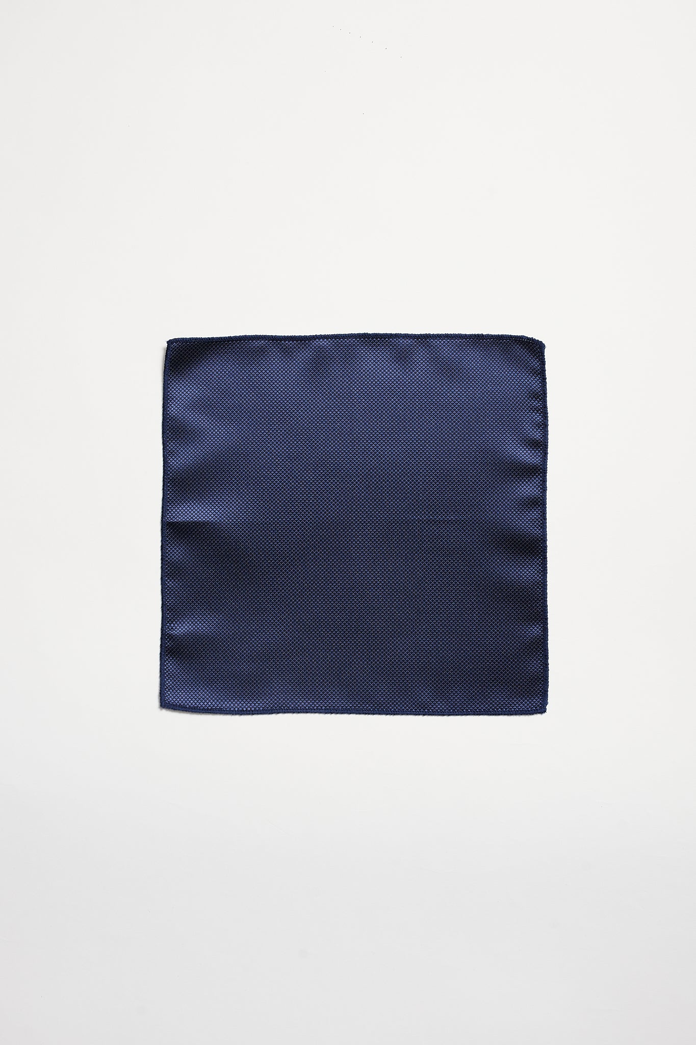 Pañuelo seda azul marino